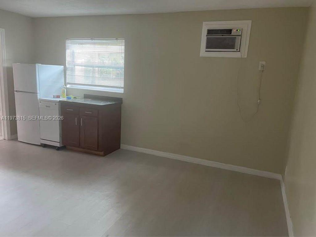 Photo of 4991 SW 27th Ave #C, Dania Beach, FL 33312 (MLS # A11973815)