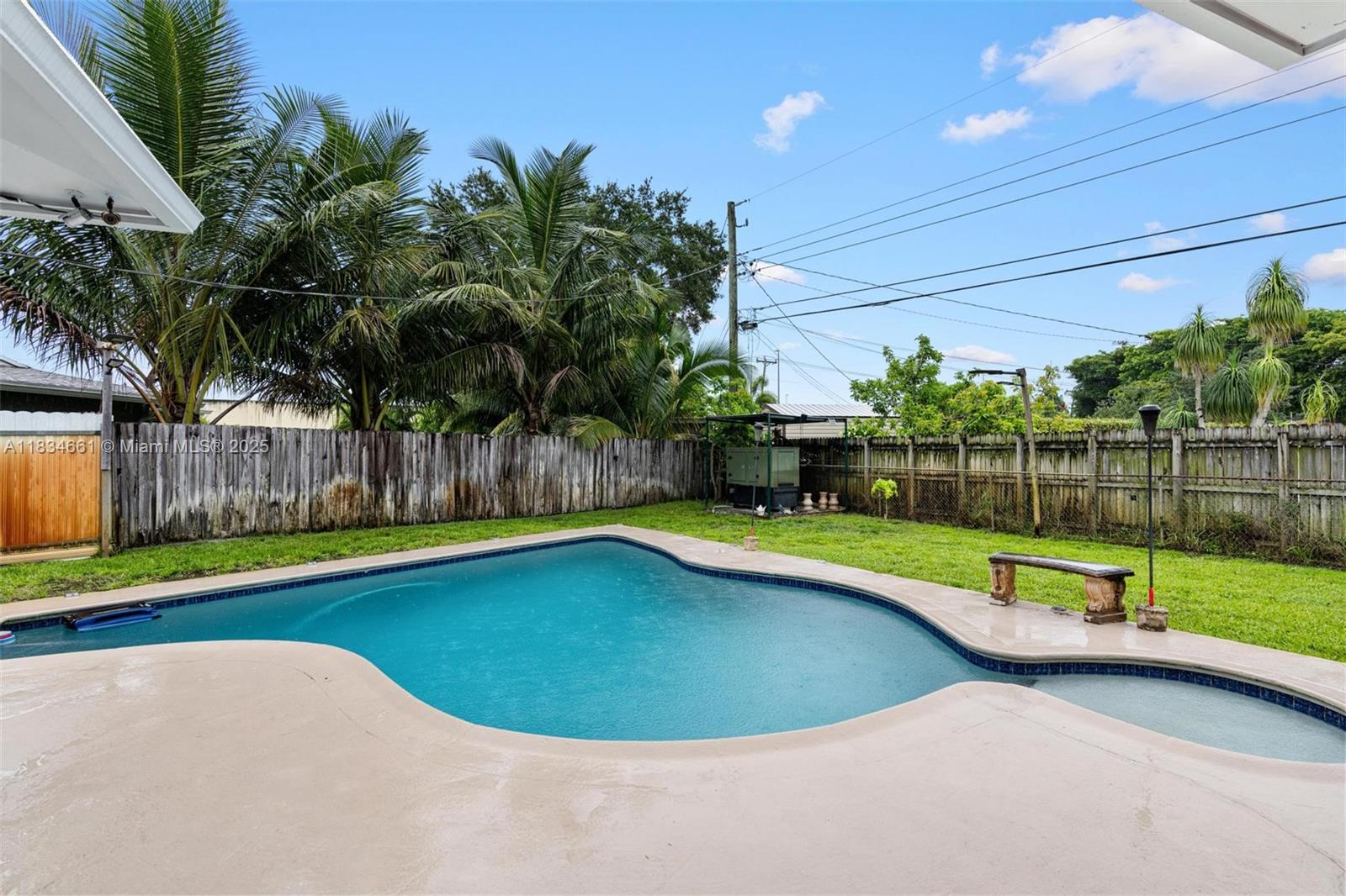 PLANTATION PARK SEVENTH A - Residential