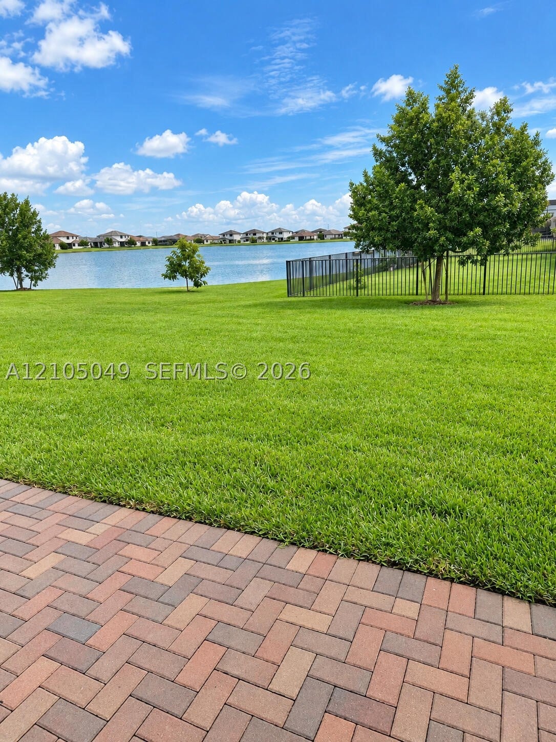 5254 Karlia Dr