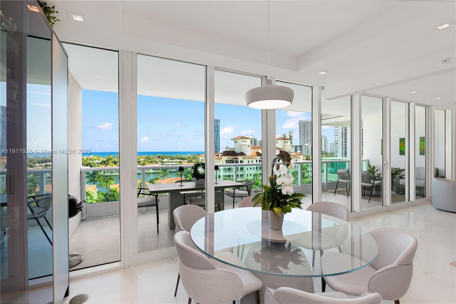 TOWERS OF PORTO VITA-SOUT - Residential