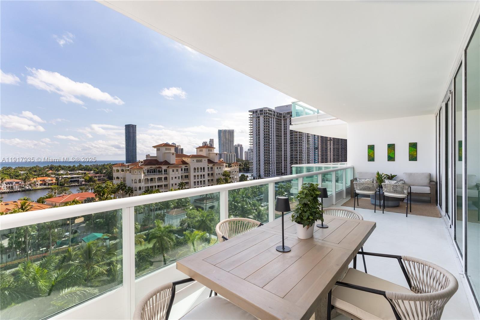 TOWERS OF PORTO VITA-SOUT - Residential