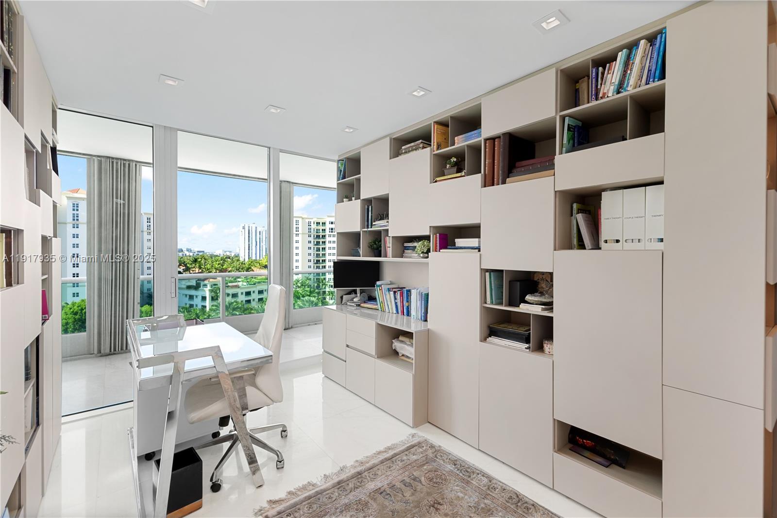 TOWERS OF PORTO VITA-SOUT - Residential