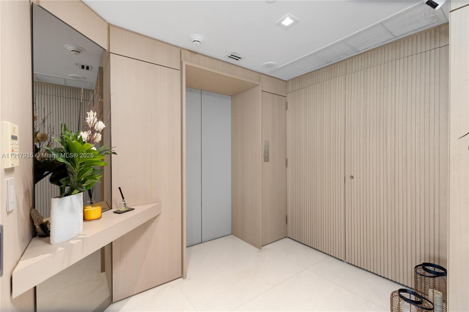 TOWERS OF PORTO VITA-SOUT - Residential