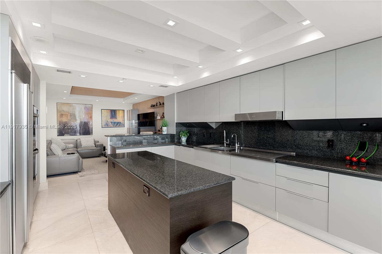 TOWERS OF PORTO VITA-SOUT - Residential