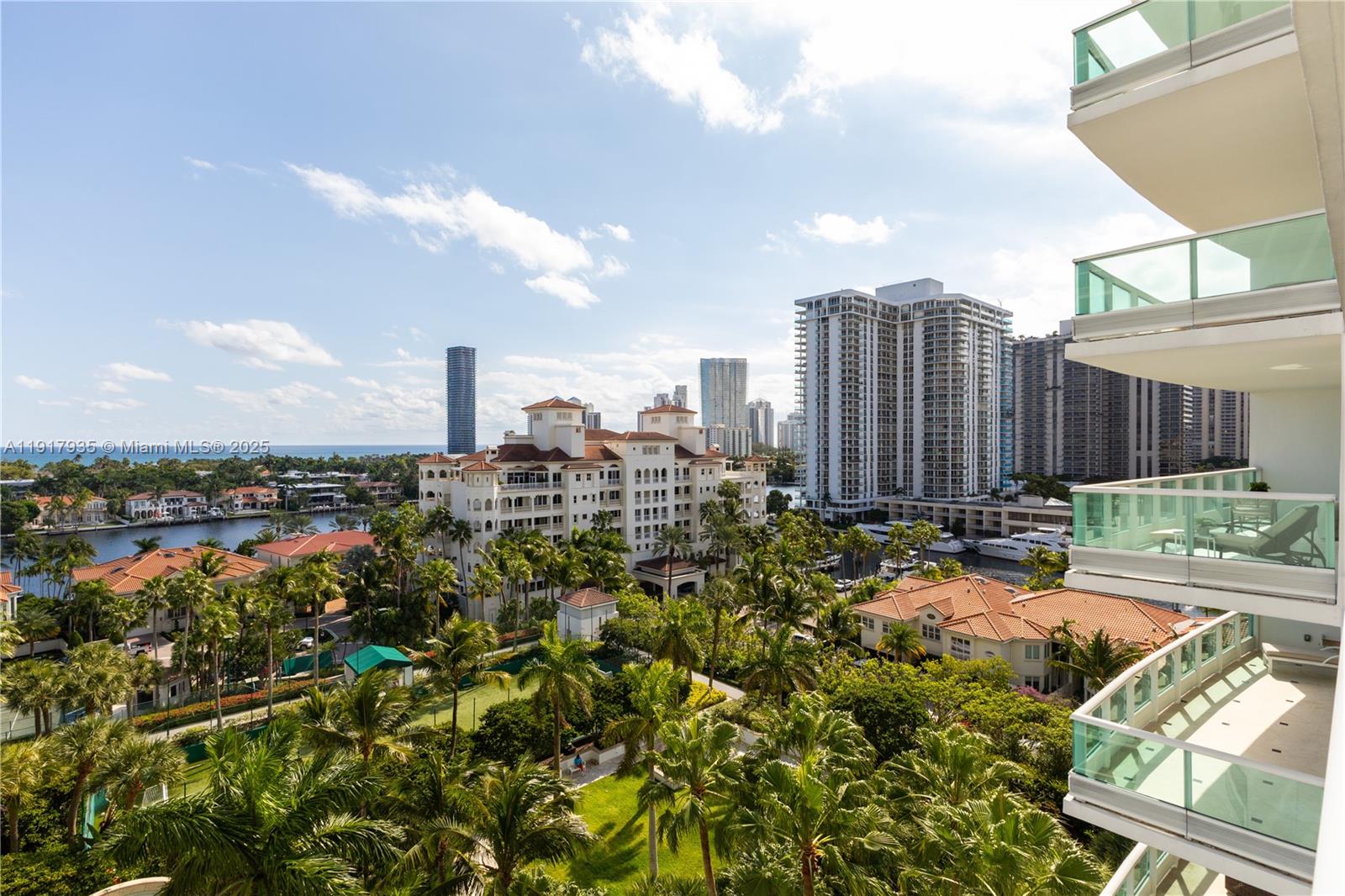 TOWERS OF PORTO VITA-SOUT - Residential