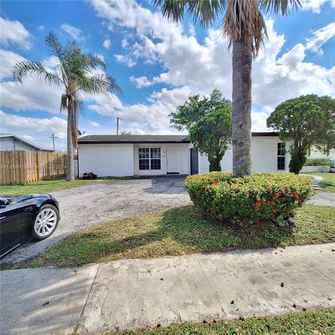 Single Family Residence in Sunrise FL 9494 26th St St 3.jpg