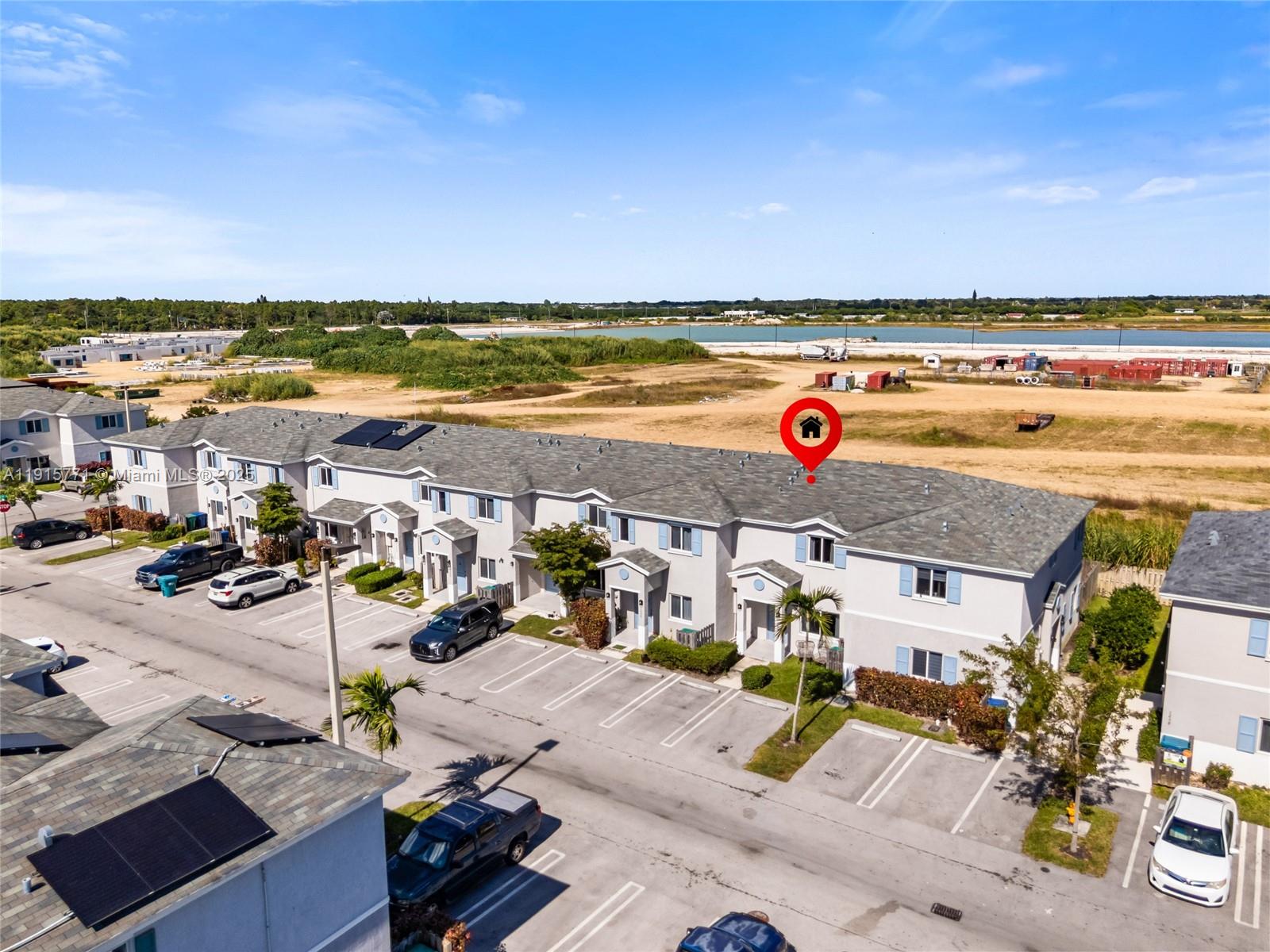 FOREST PARK VILLAS - Residential