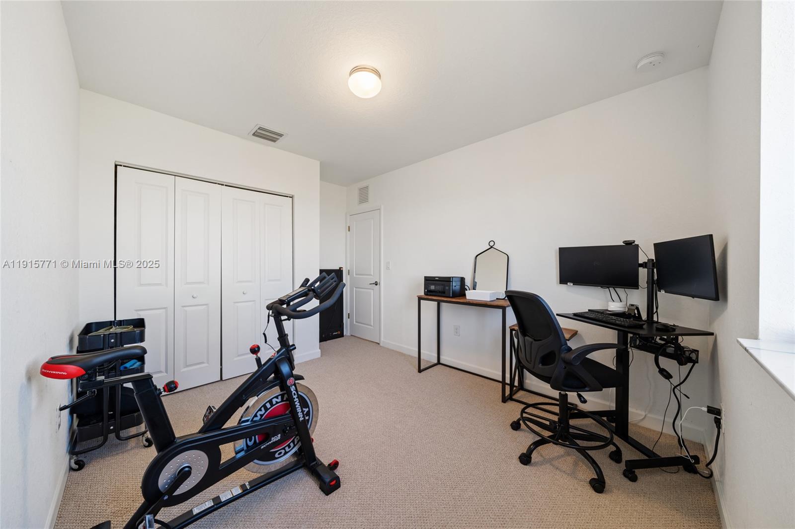 FOREST PARK VILLAS - Residential