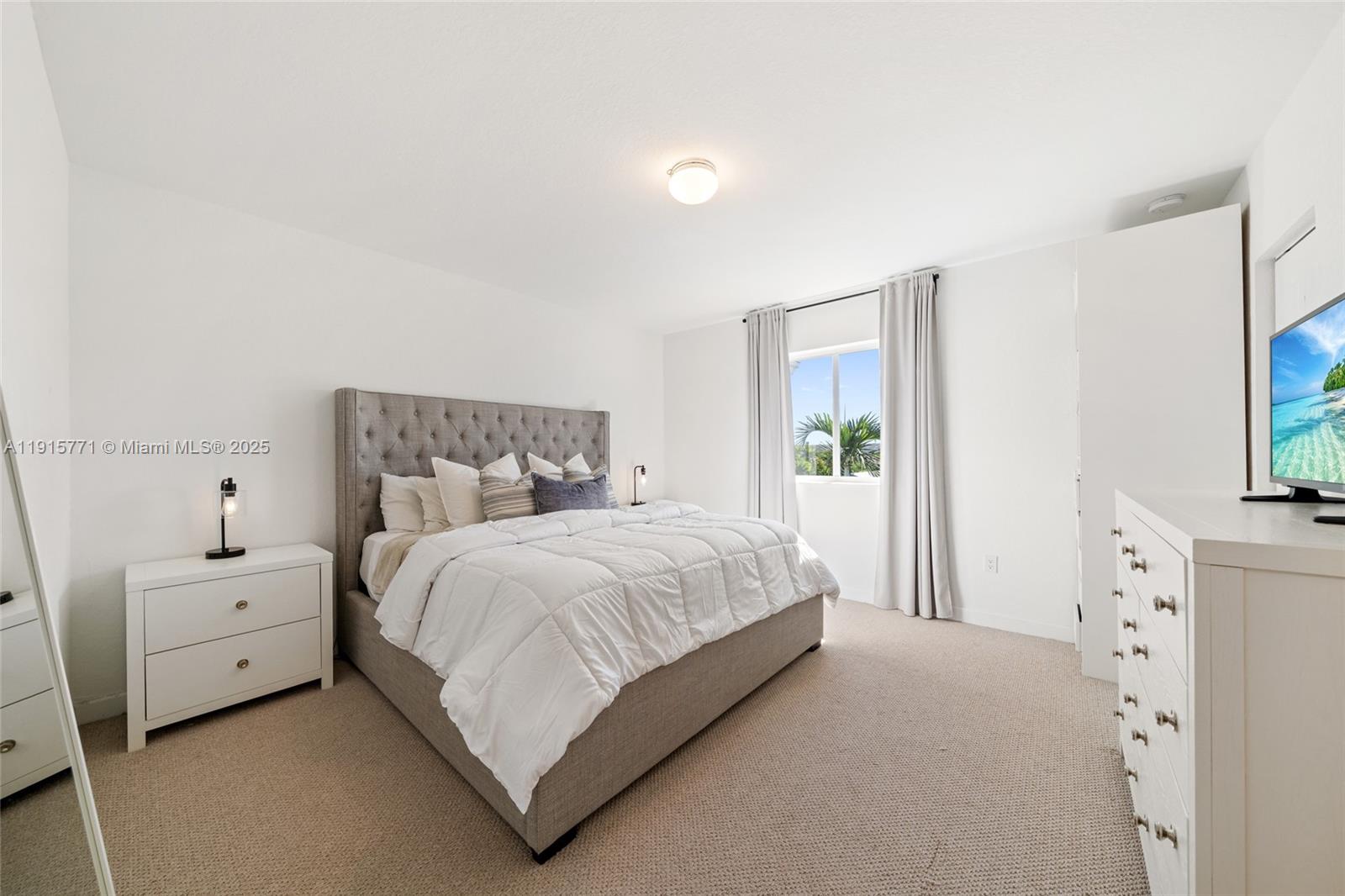 FOREST PARK VILLAS - Residential