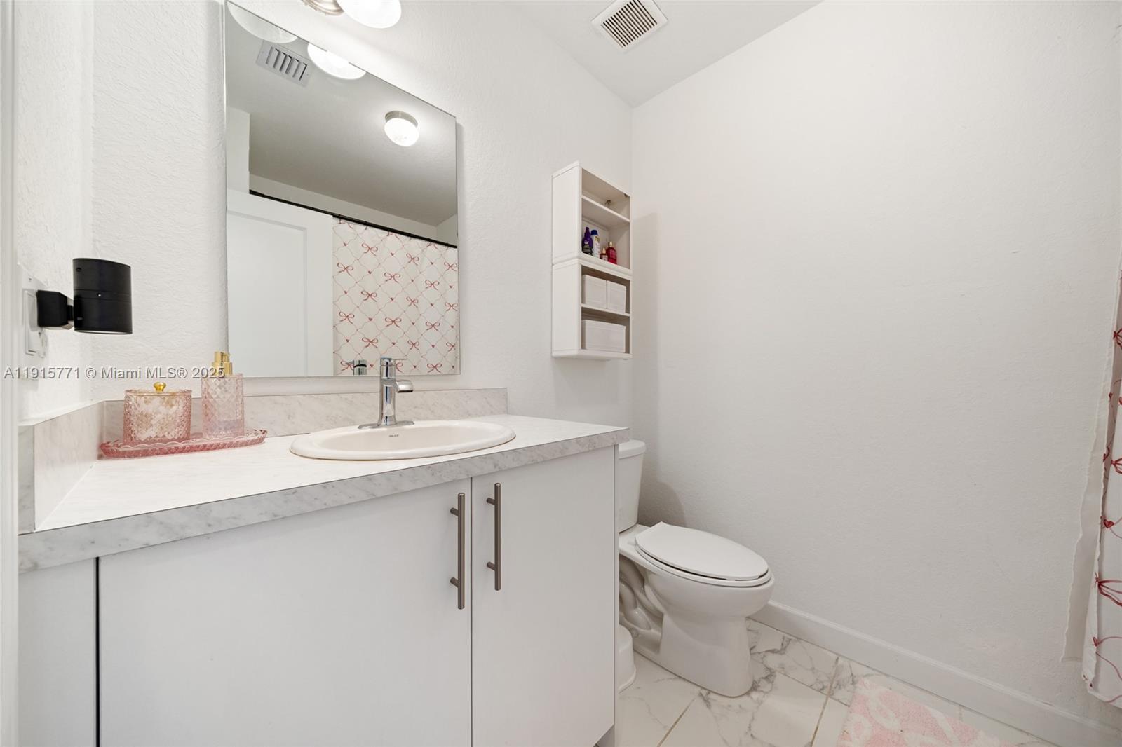 FOREST PARK VILLAS - Residential