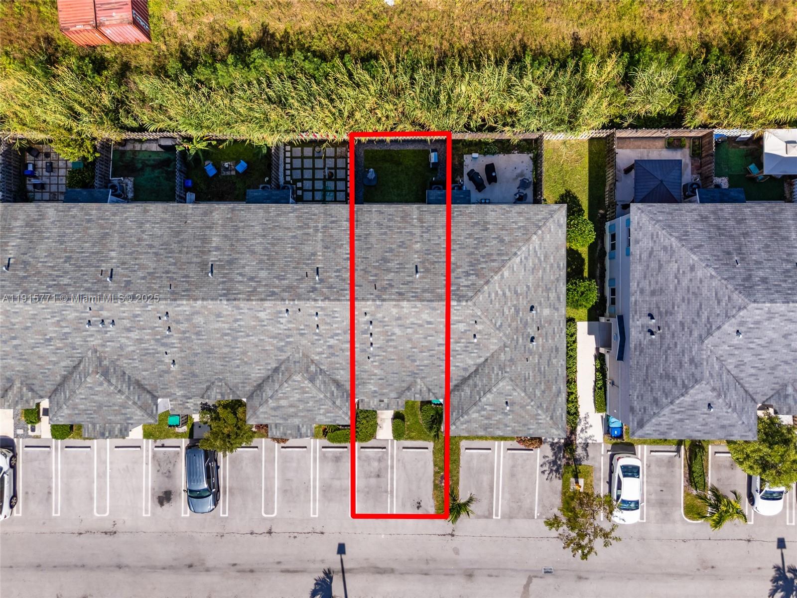 FOREST PARK VILLAS - Residential