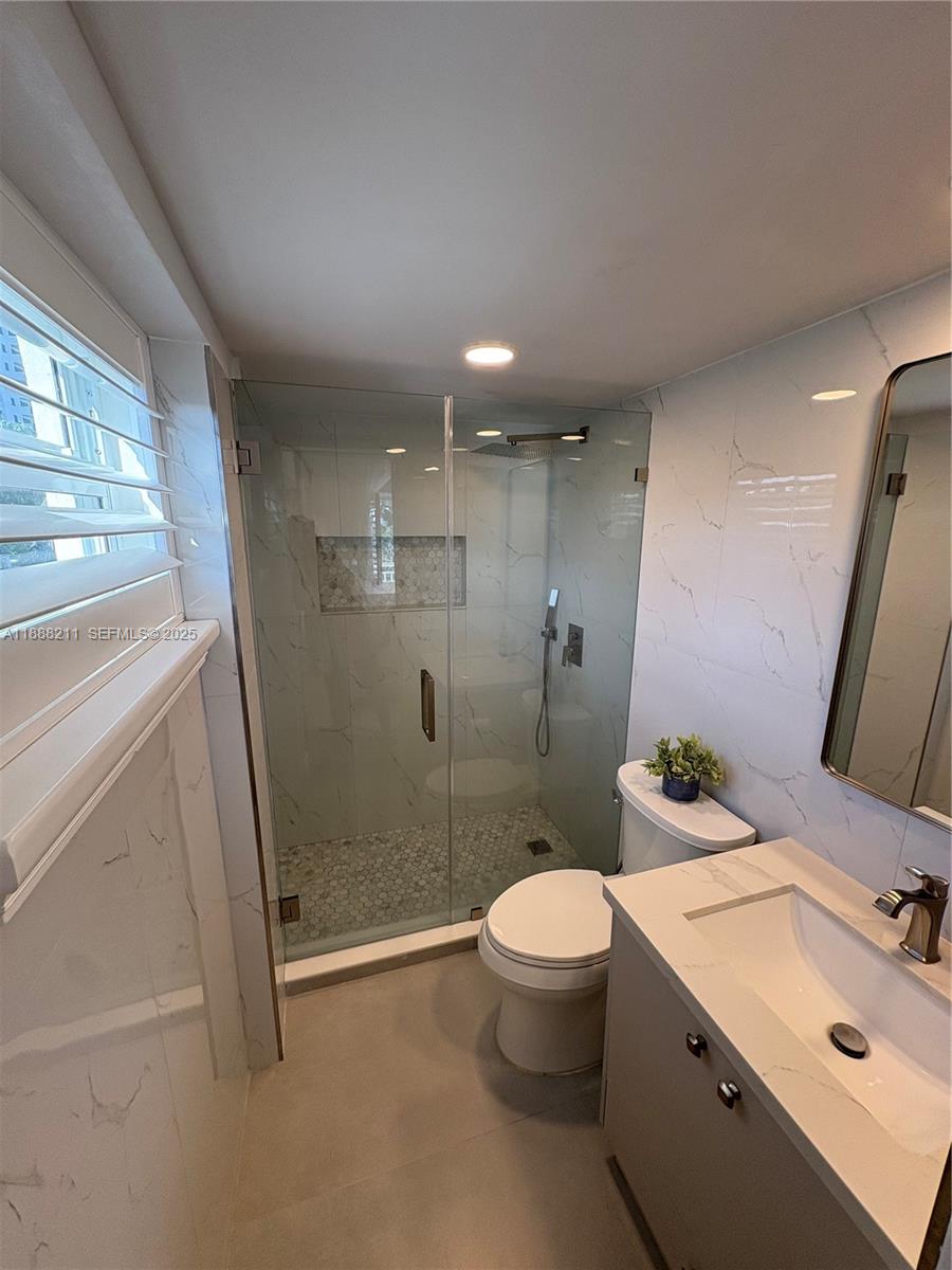 ANDORIC APTS CO-OP - Residential