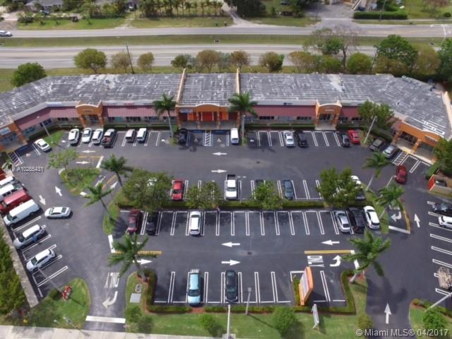 MADEIRA COMMERCE - Commercial Sale