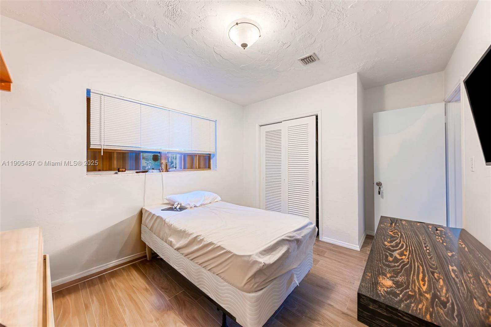 HALLANDALE BY THE SEA - Residential