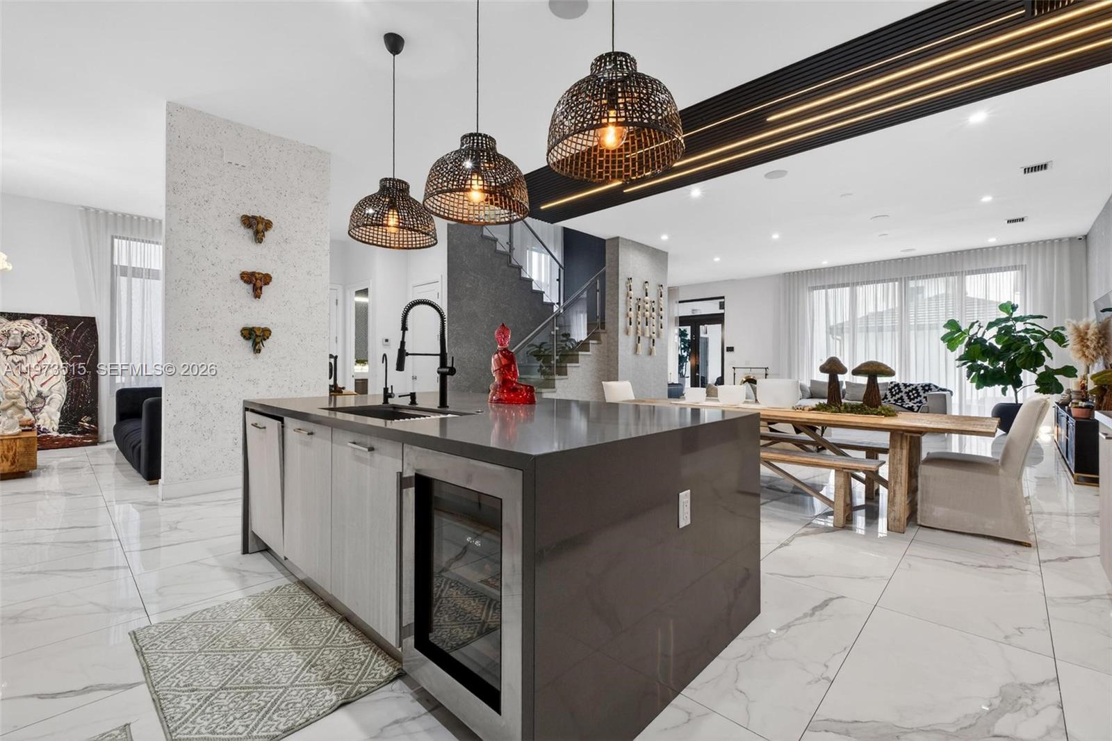 DOWNTOWN DORAL SOUTH PHAS - Residential