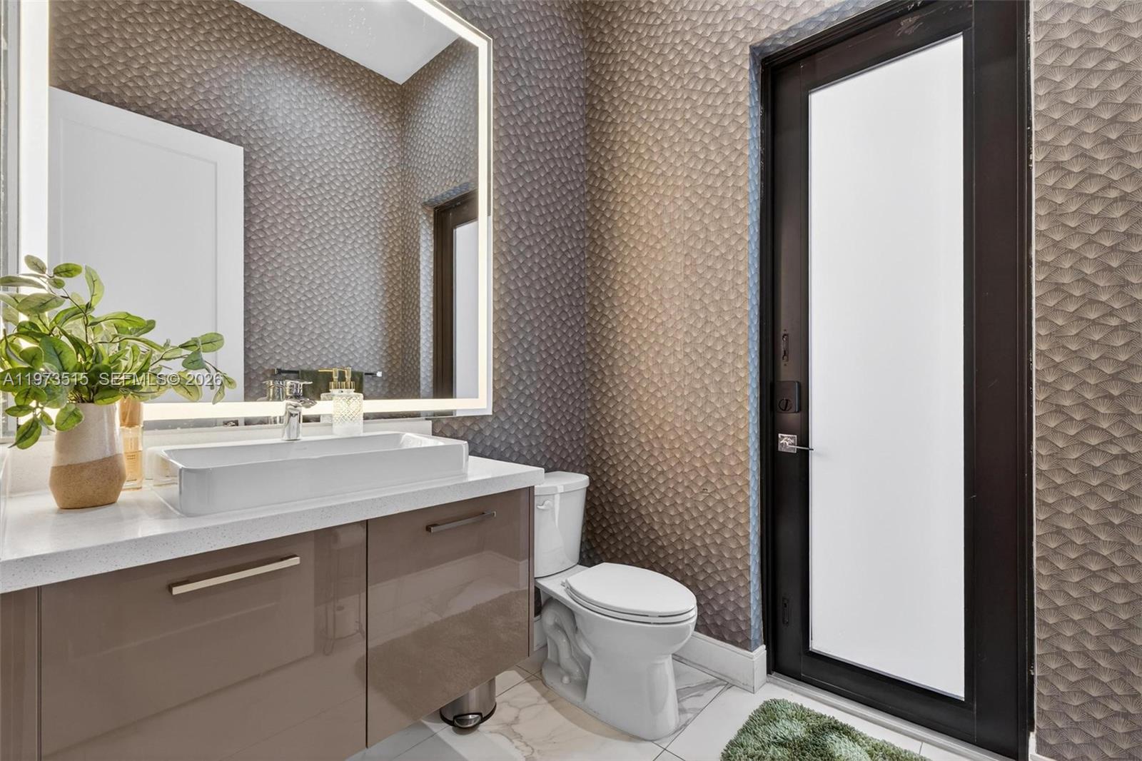 DOWNTOWN DORAL SOUTH PHAS - Residential