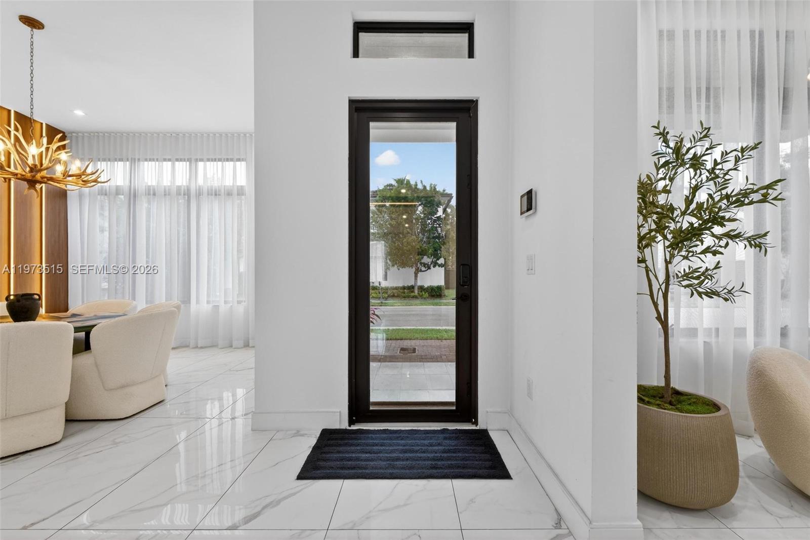 DOWNTOWN DORAL SOUTH PHAS - Residential