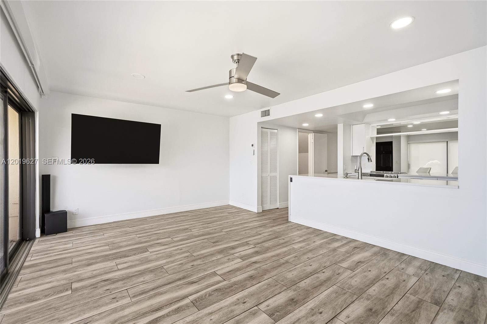 LEEWARD POINT CONDO - Residential