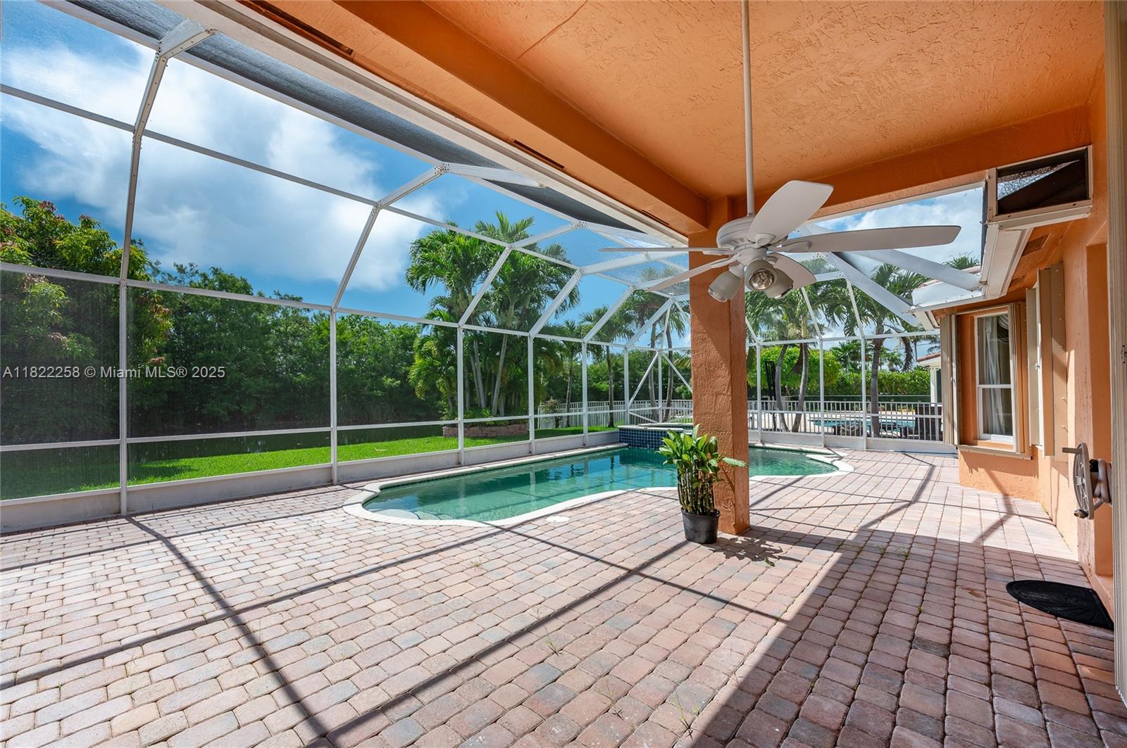 1001 SW 189th Ave