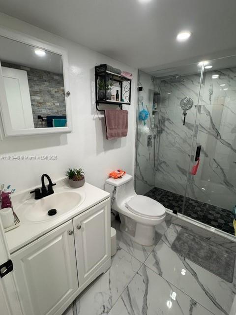 YOLANDA VILLAS CONDO - Residential