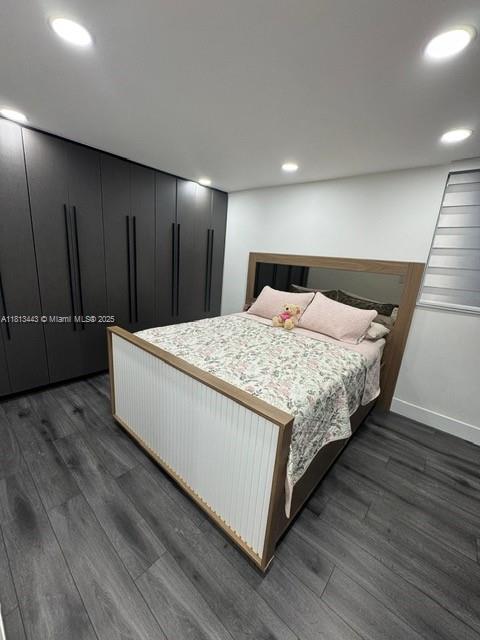 YOLANDA VILLAS CONDO - Residential