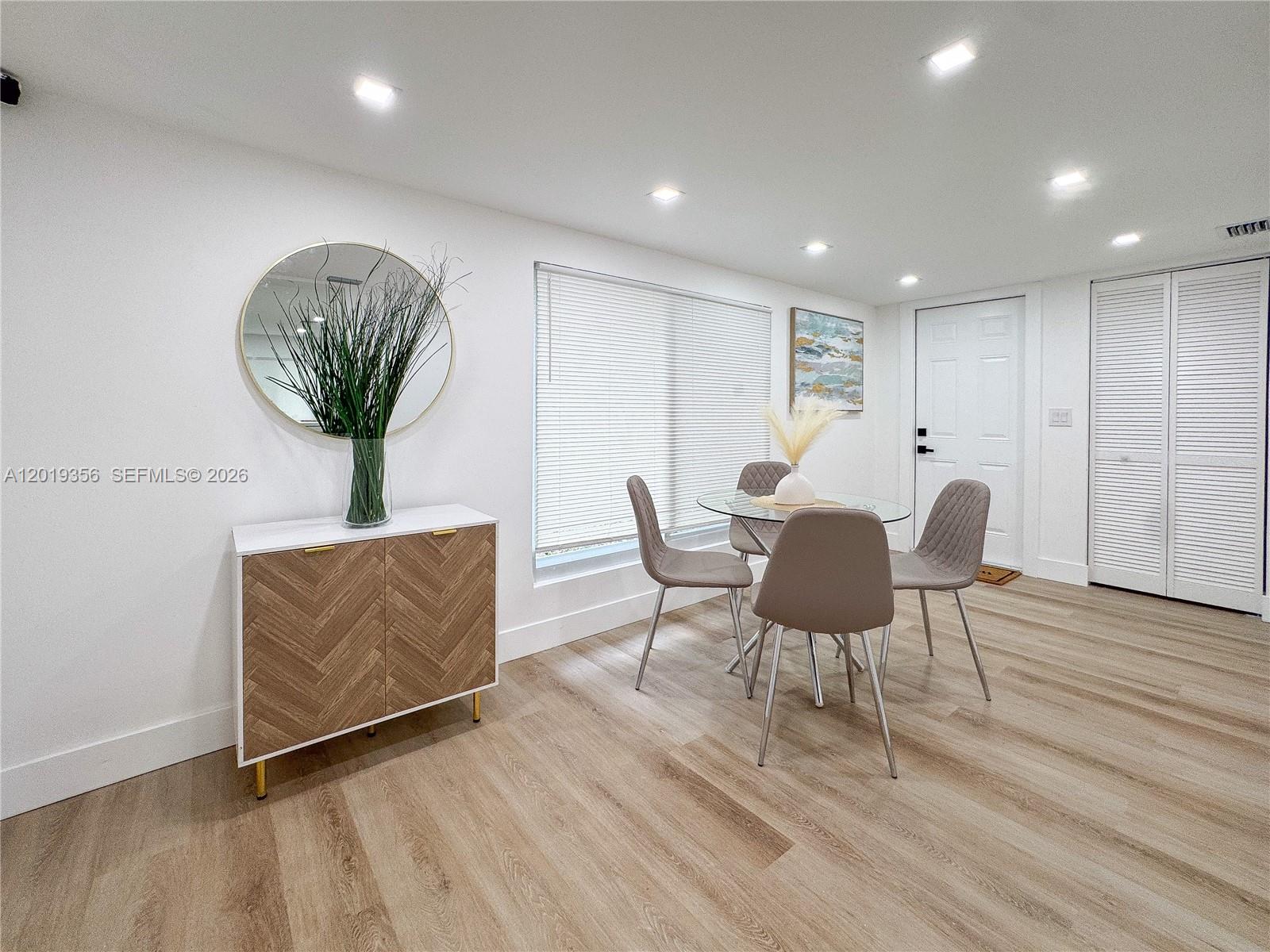 NORTH ANDREWS GARDENS FIR - Residential