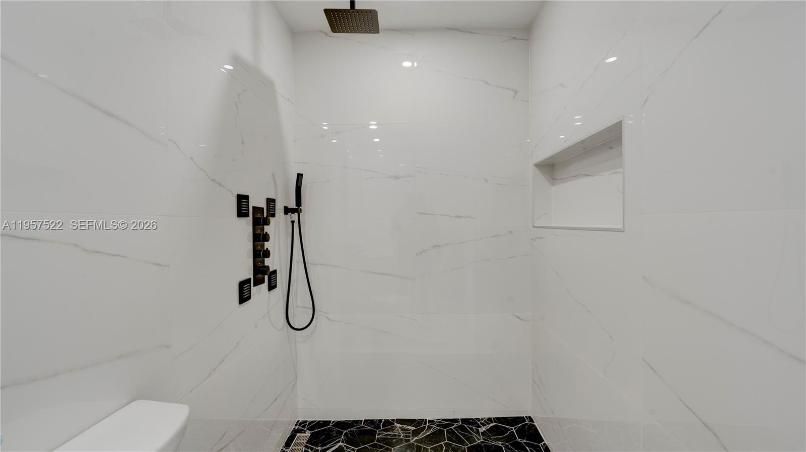 FULFORD HIGHLANDS SECOND - Residential