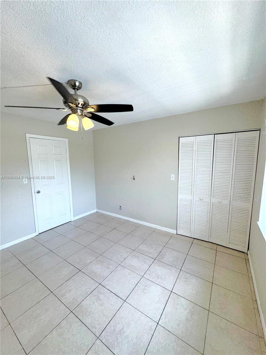 APPLE CREEK - Residential