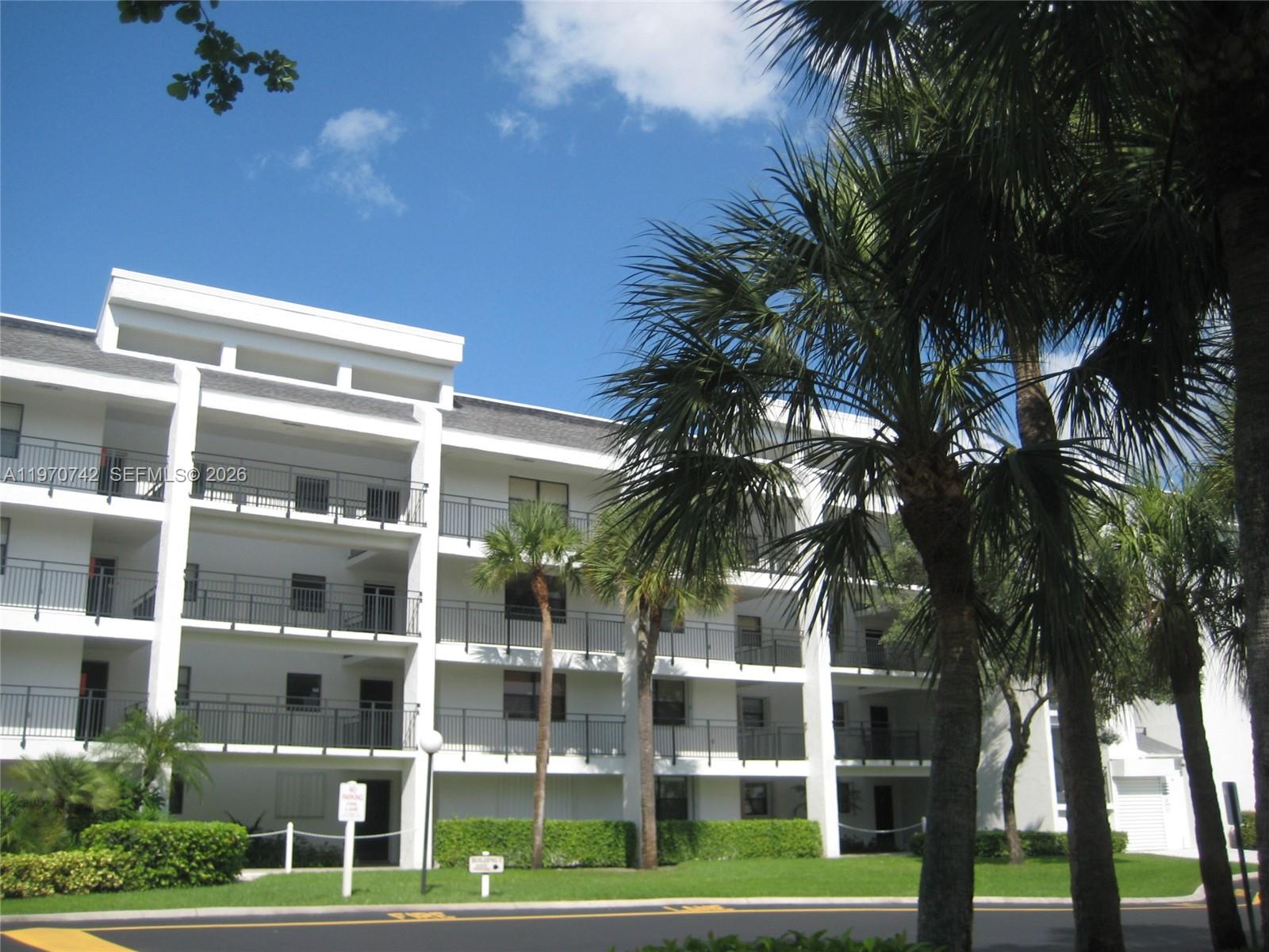 FAIRWAYS AT BONAVENTURE C - Residential Lease