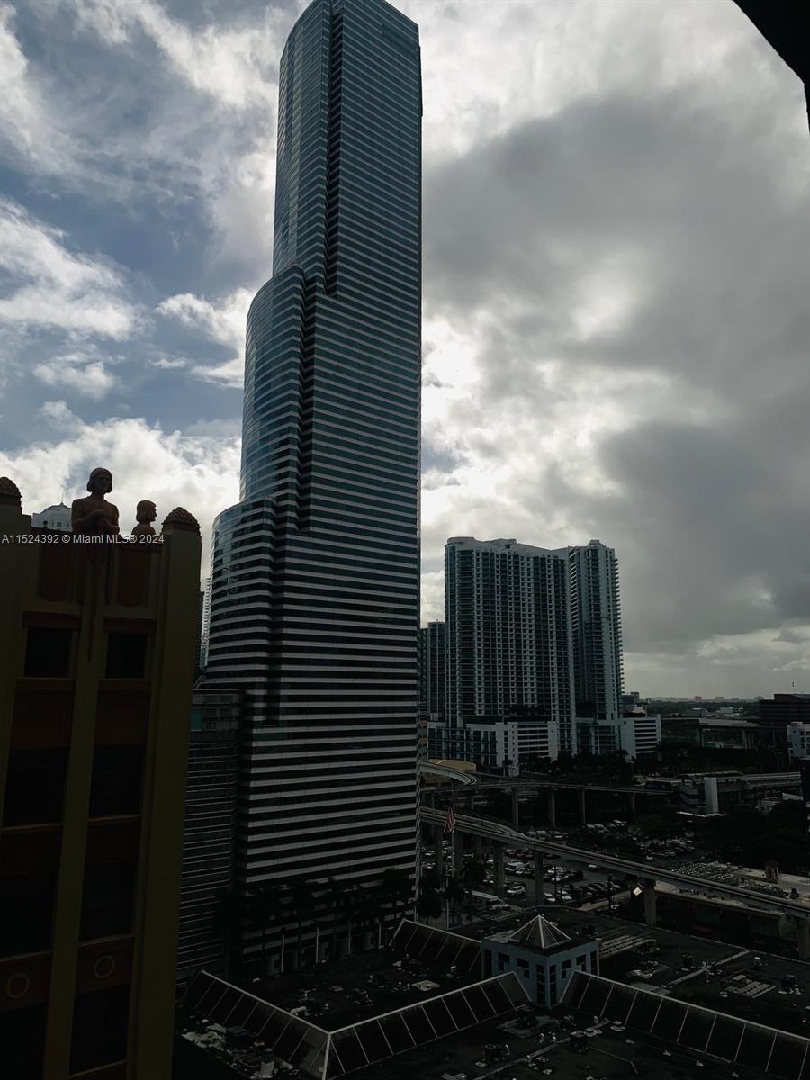CENTRO CONDO - Residential