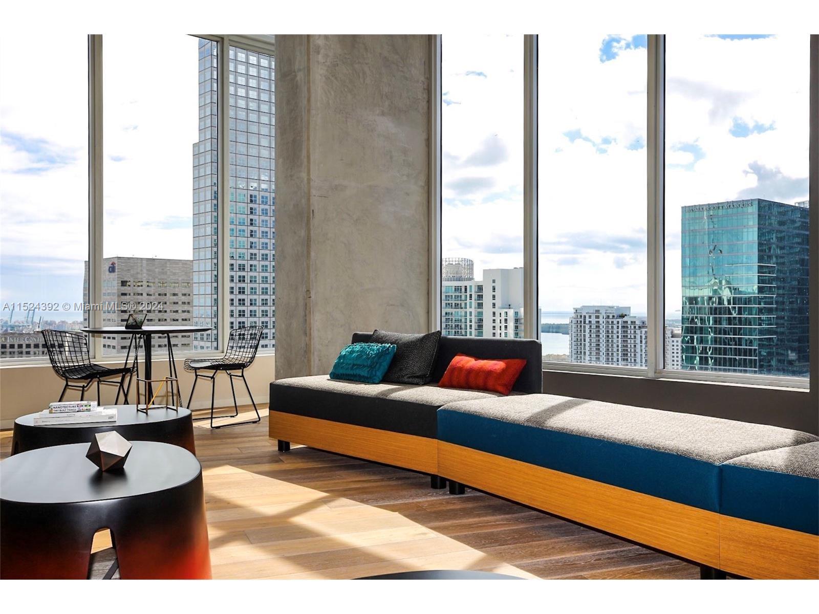 CENTRO CONDO - Residential