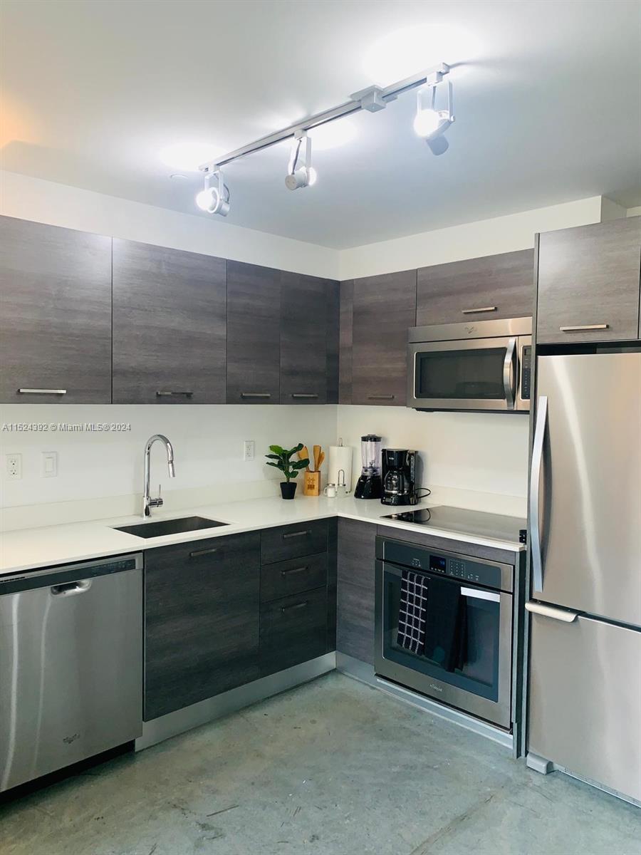 CENTRO CONDO - Residential