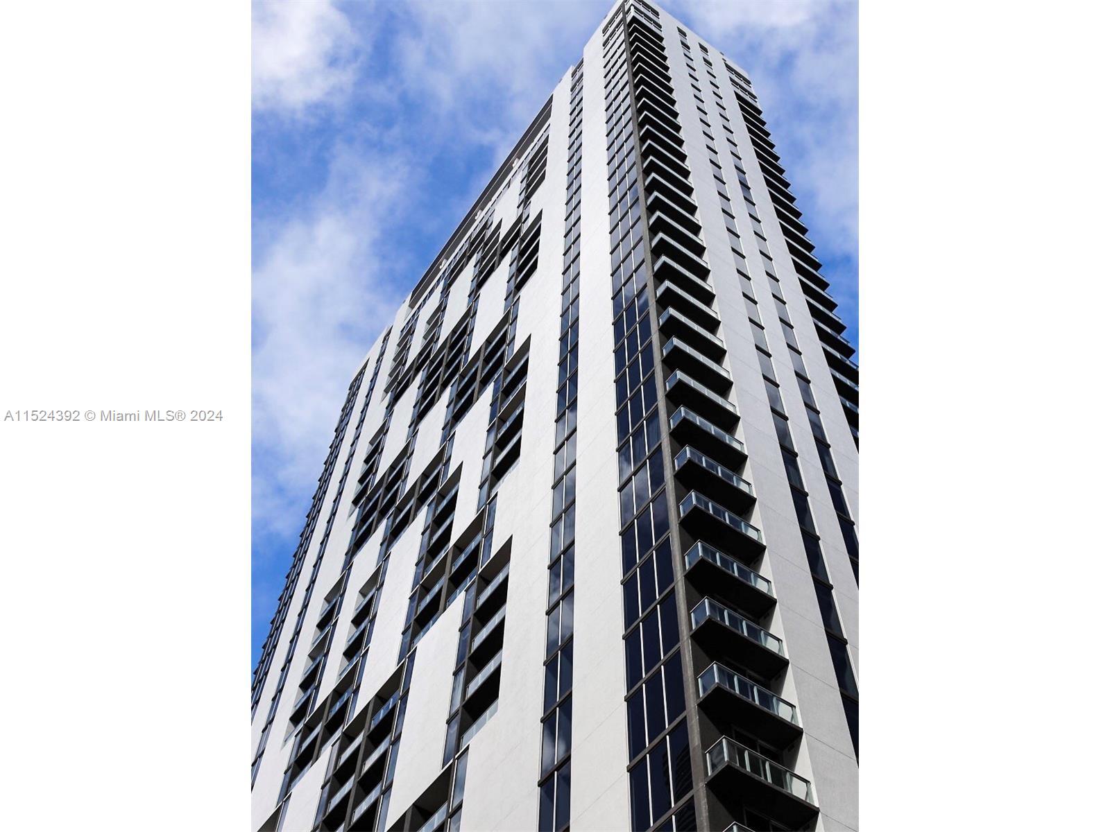 CENTRO CONDO - Residential