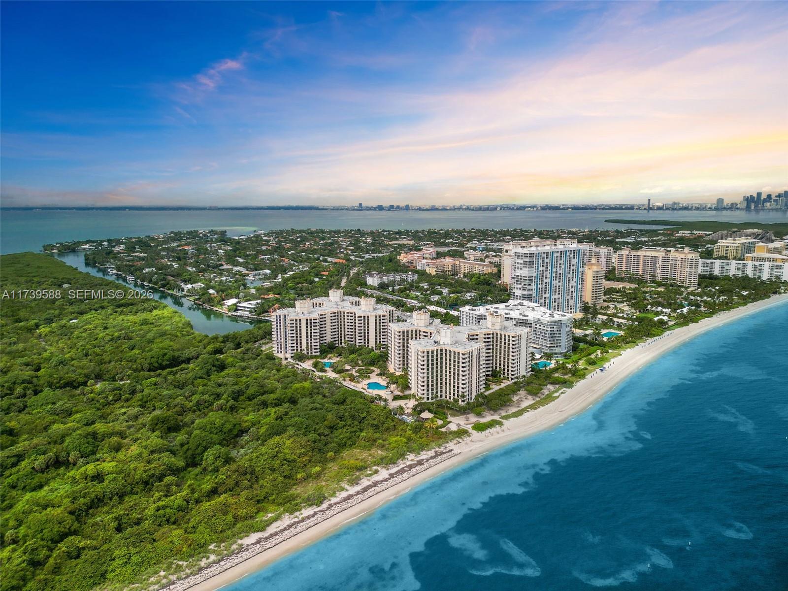 TOWERS OF KEY BISCAYNE CO - Residential