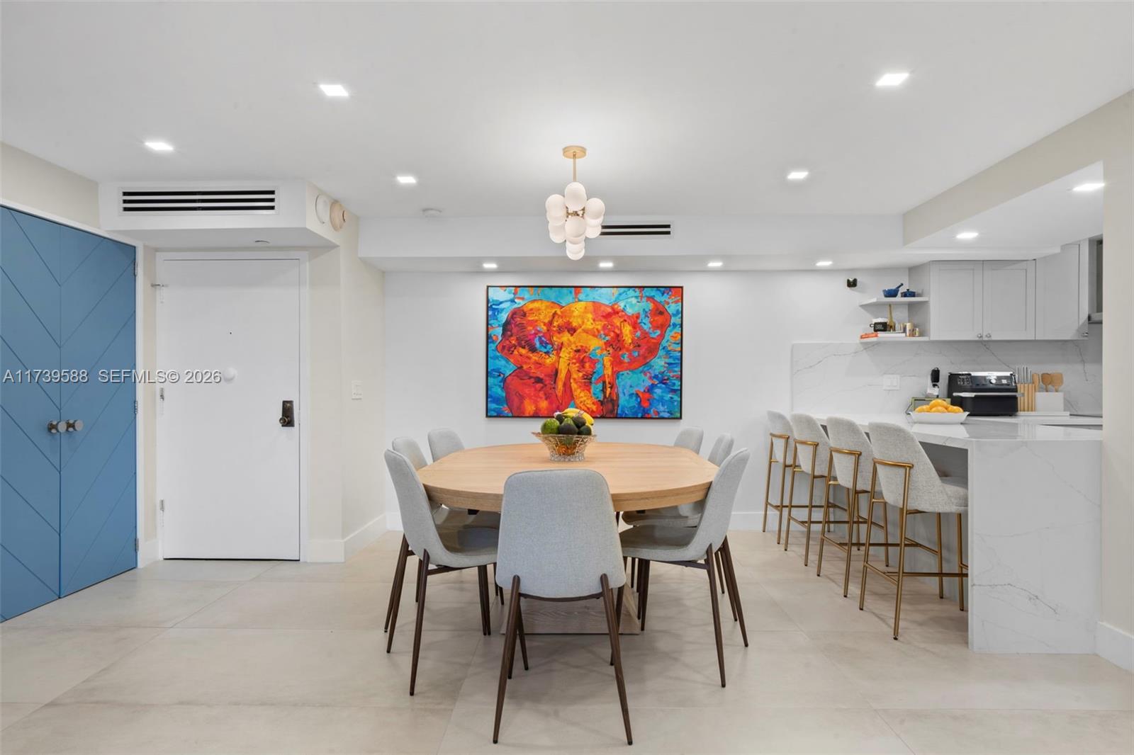 TOWERS OF KEY BISCAYNE CO - Residential