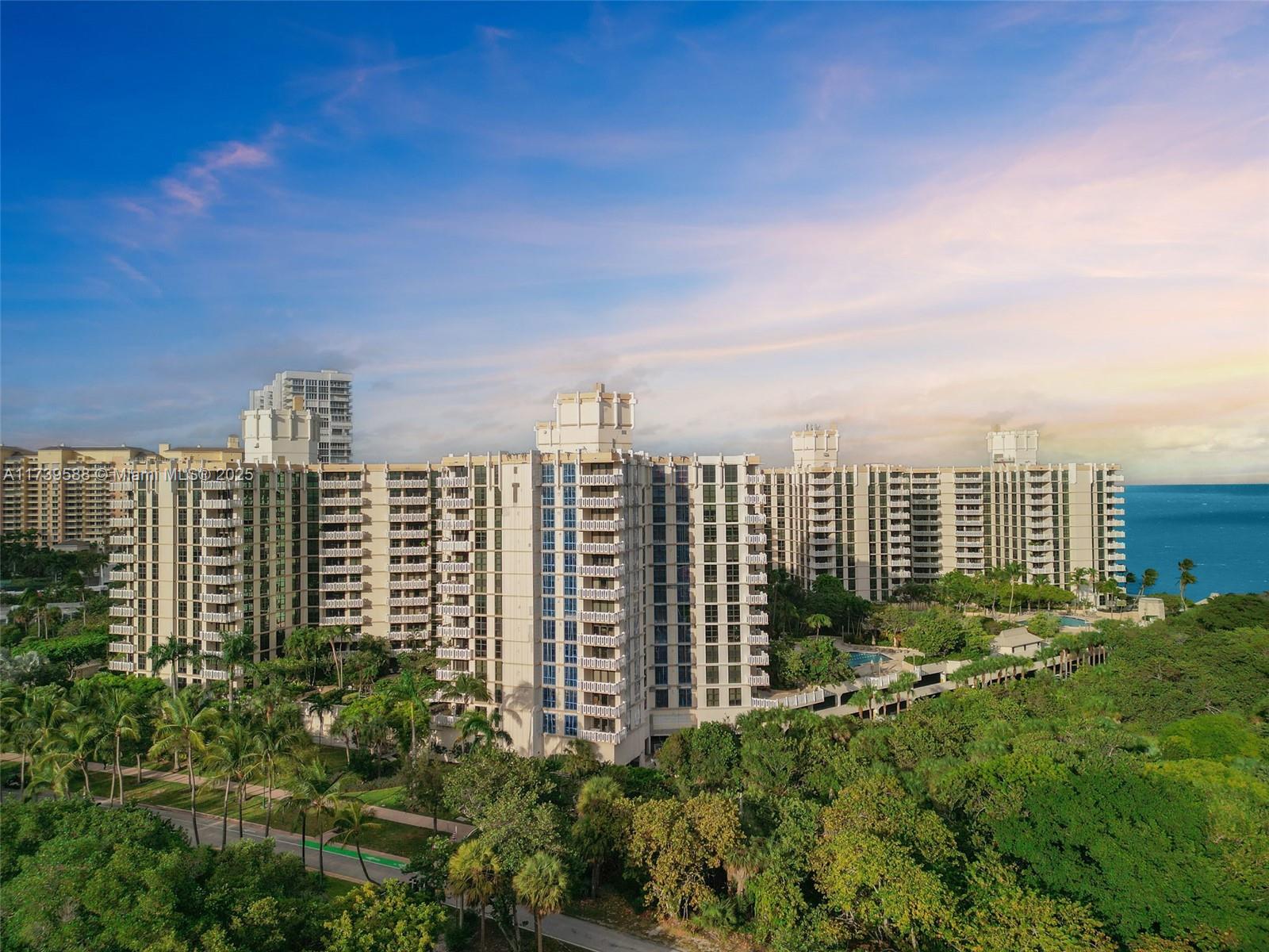 TOWERS OF KEY BISCAYNE CO - Residential