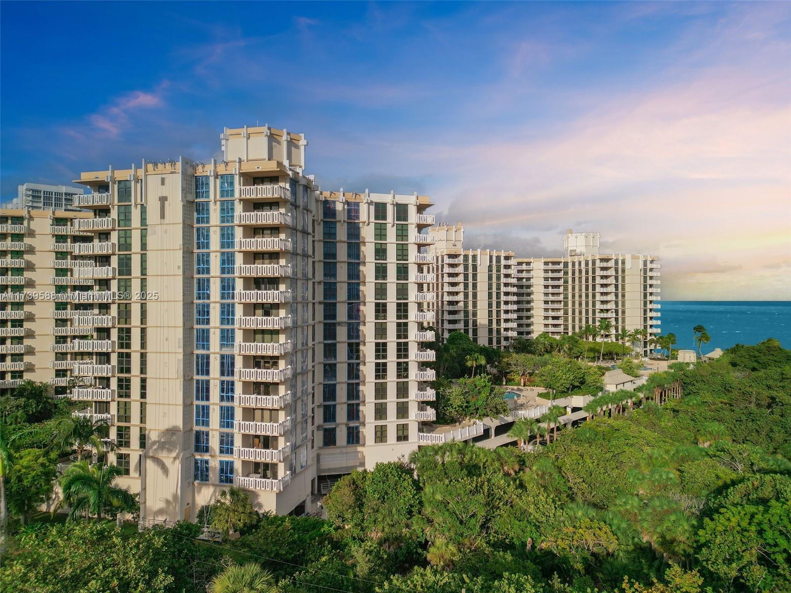 TOWERS OF KEY BISCAYNE CO - Residential