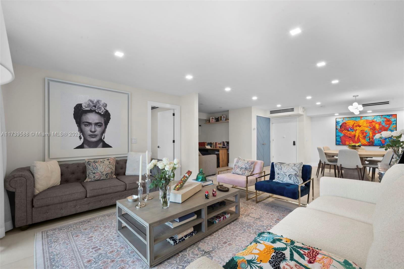 TOWERS OF KEY BISCAYNE CO - Residential