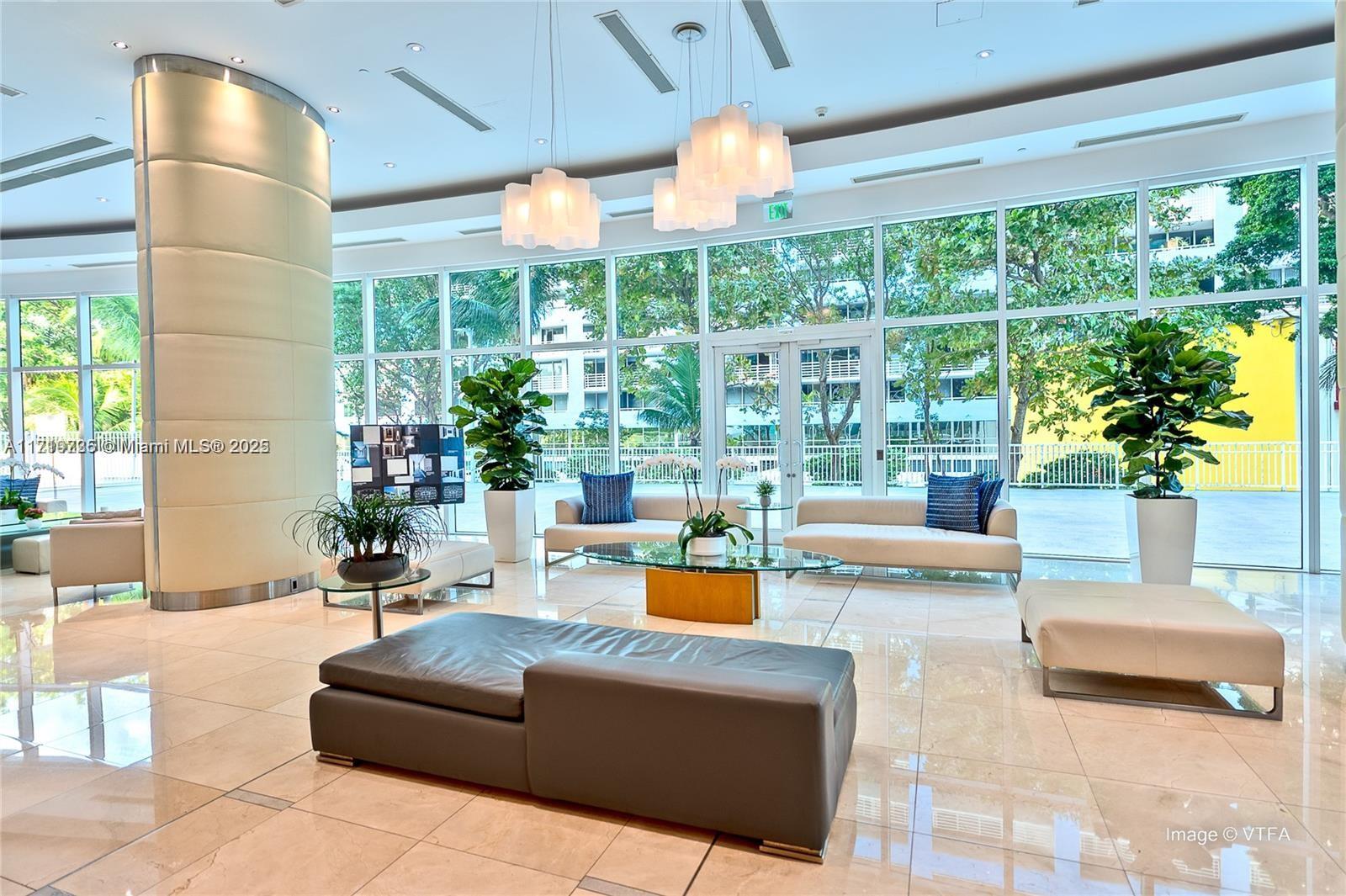 SKYLINE ON BRICKELL CONDO - Residential