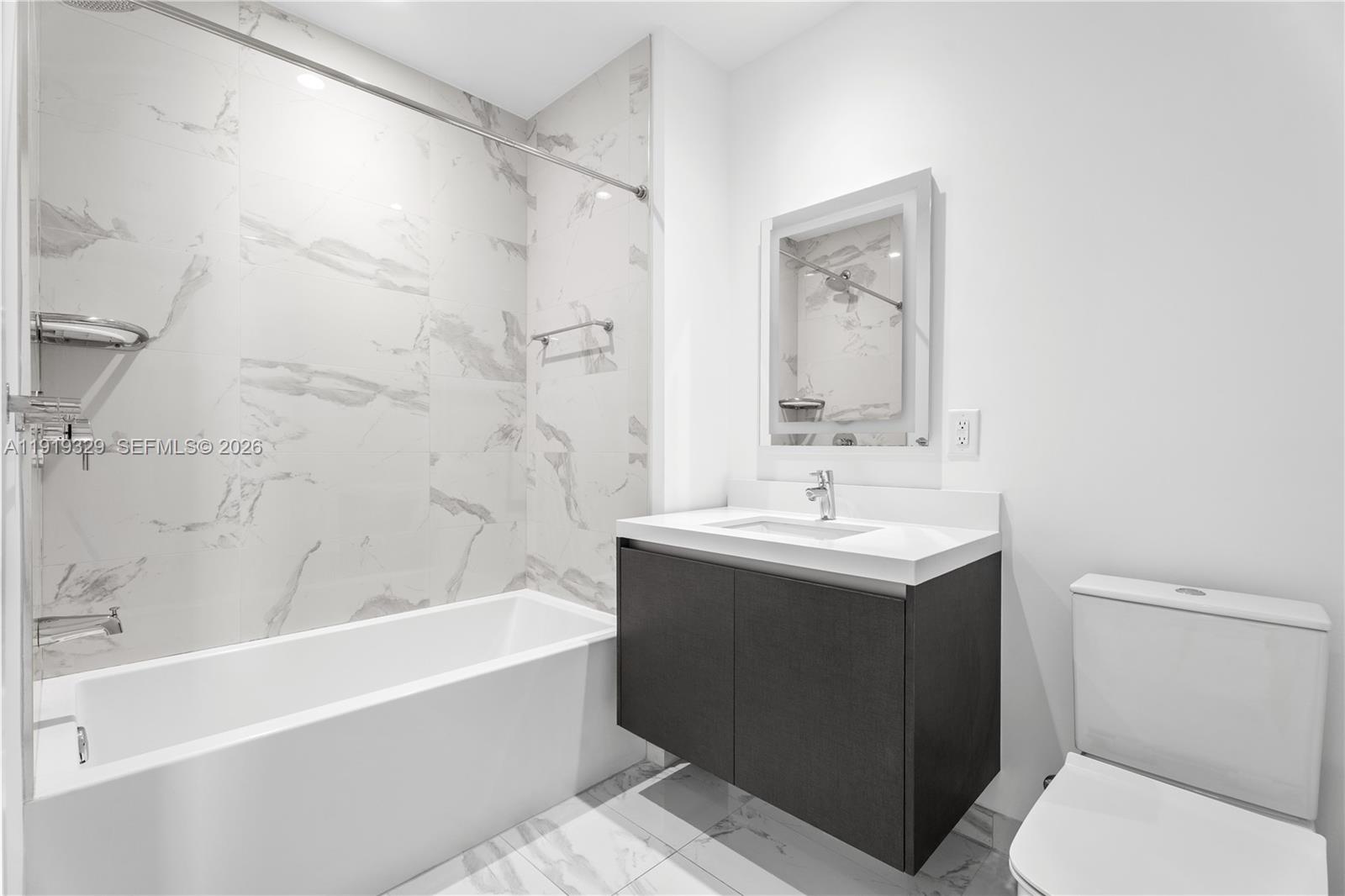 PARAMOUNT MIAMI WORLDCENT - Residential