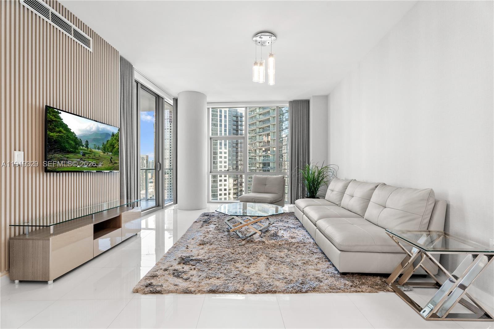 PARAMOUNT MIAMI WORLDCENT - Residential