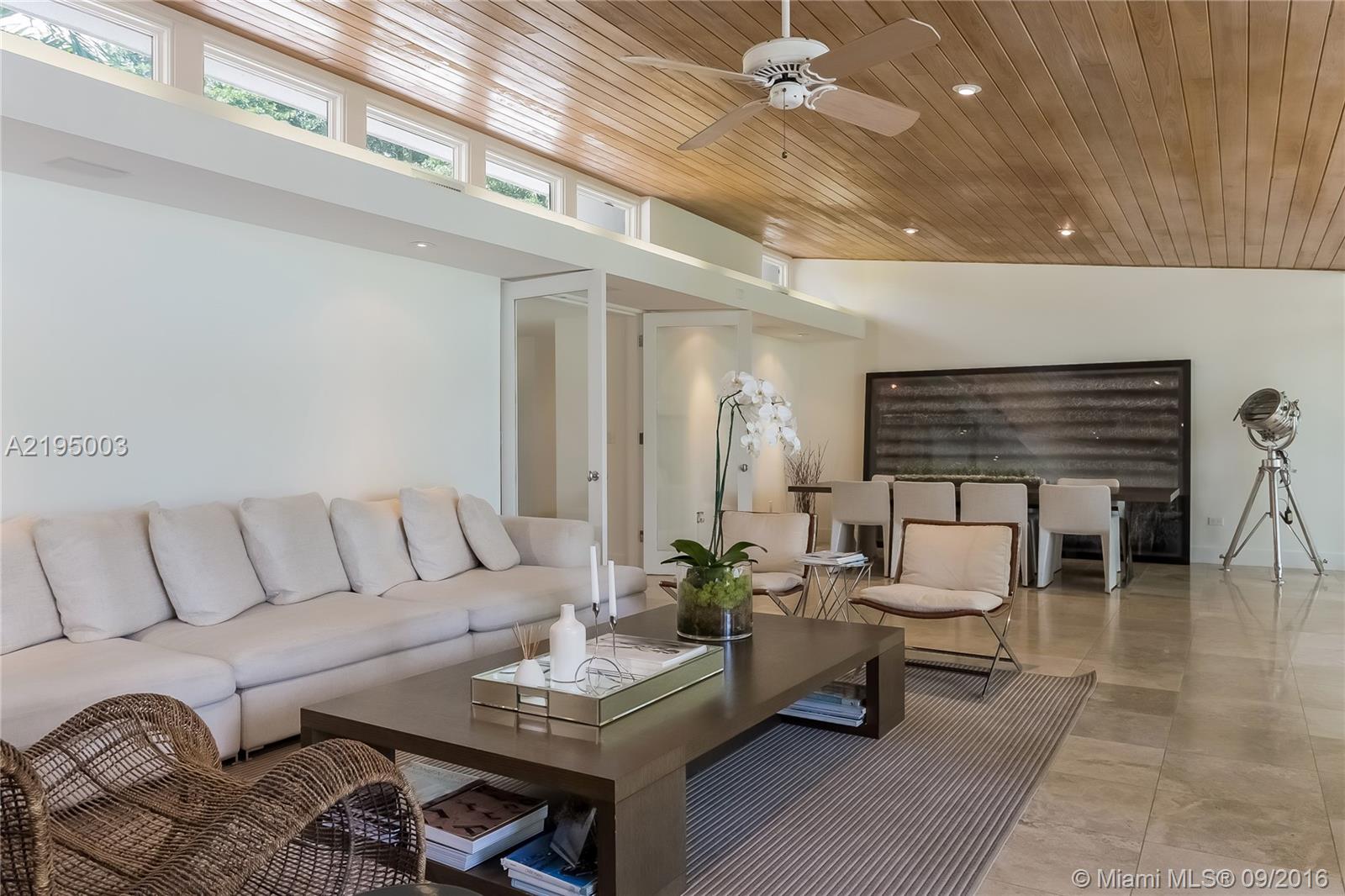 HAMMOCK LAKE PARK - Residential