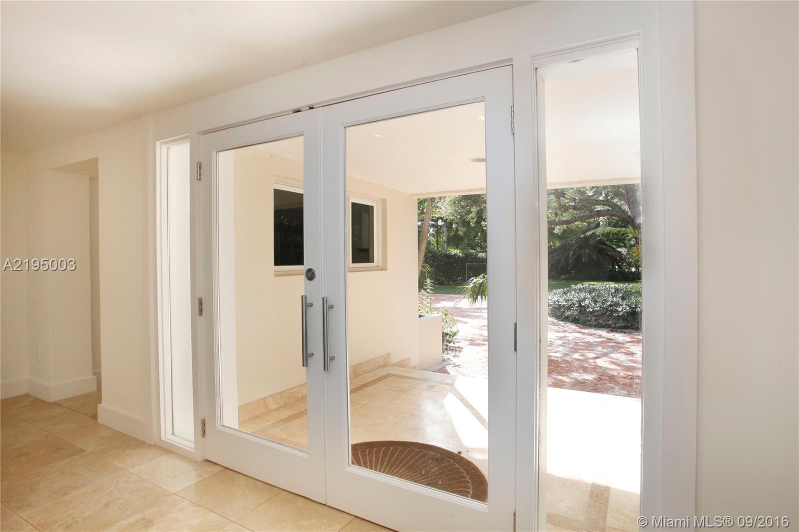 HAMMOCK LAKE PARK - Residential