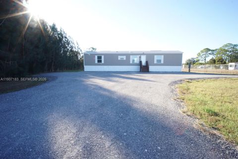 130 N Granja St Clewiston FL 33440