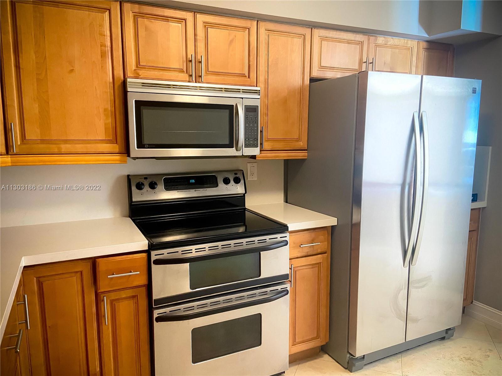 MYSTIC POINTE TOWER 500 C - Residential Lease