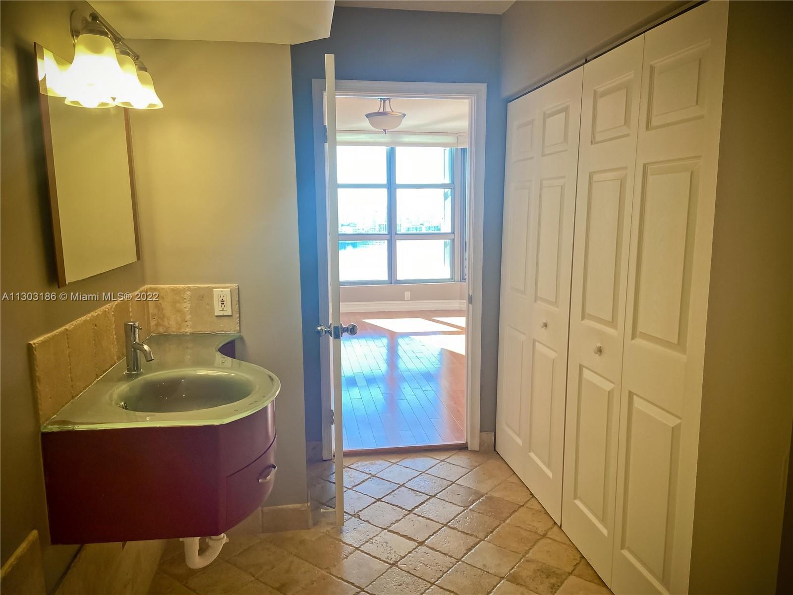 MYSTIC POINTE TOWER 500 C - Residential Lease