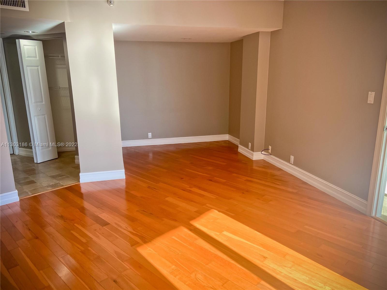 MYSTIC POINTE TOWER 500 C - Residential Lease