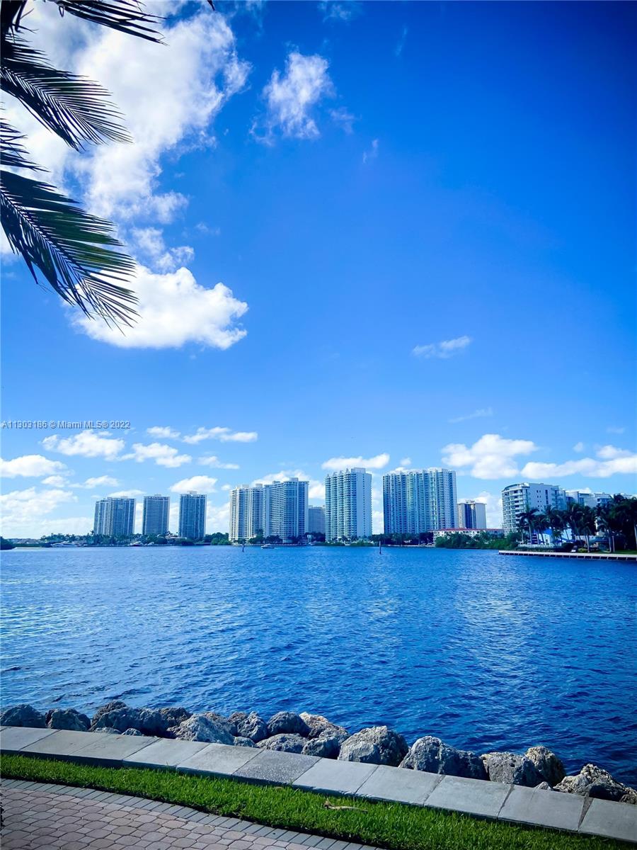MYSTIC POINTE TOWER 500 C - Residential Lease