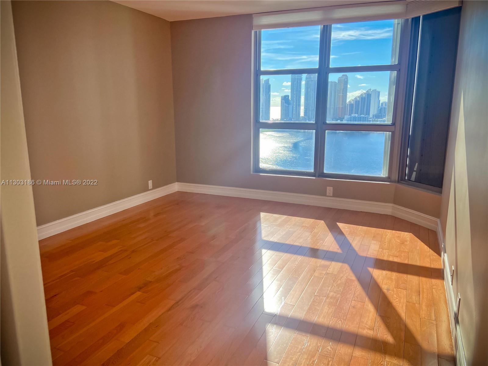 MYSTIC POINTE TOWER 500 C - Residential Lease