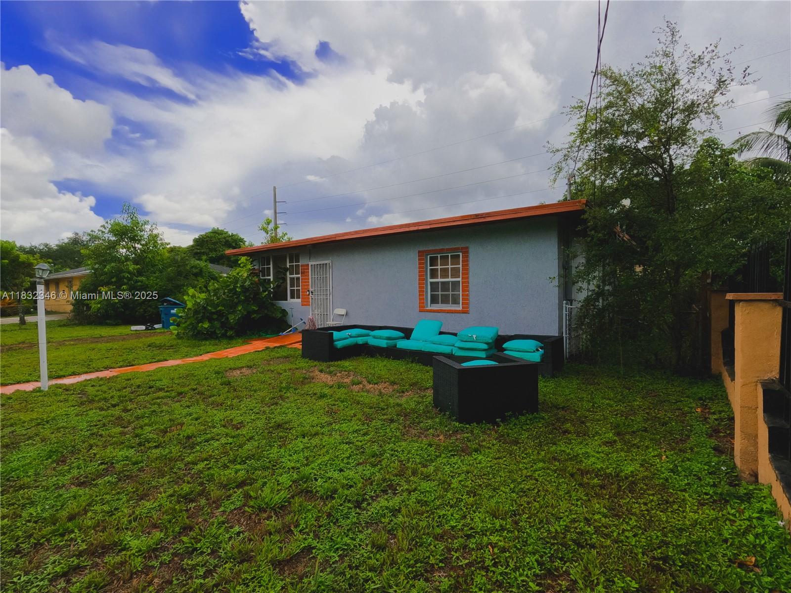 1841 NW 86th Ter